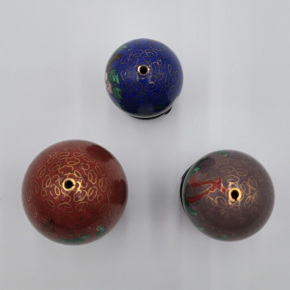 Vintage Chinese Cloisonne Satsuma Egg Figurines 3 Intricate Floral Wooden Stands - Picture 4 of 10
